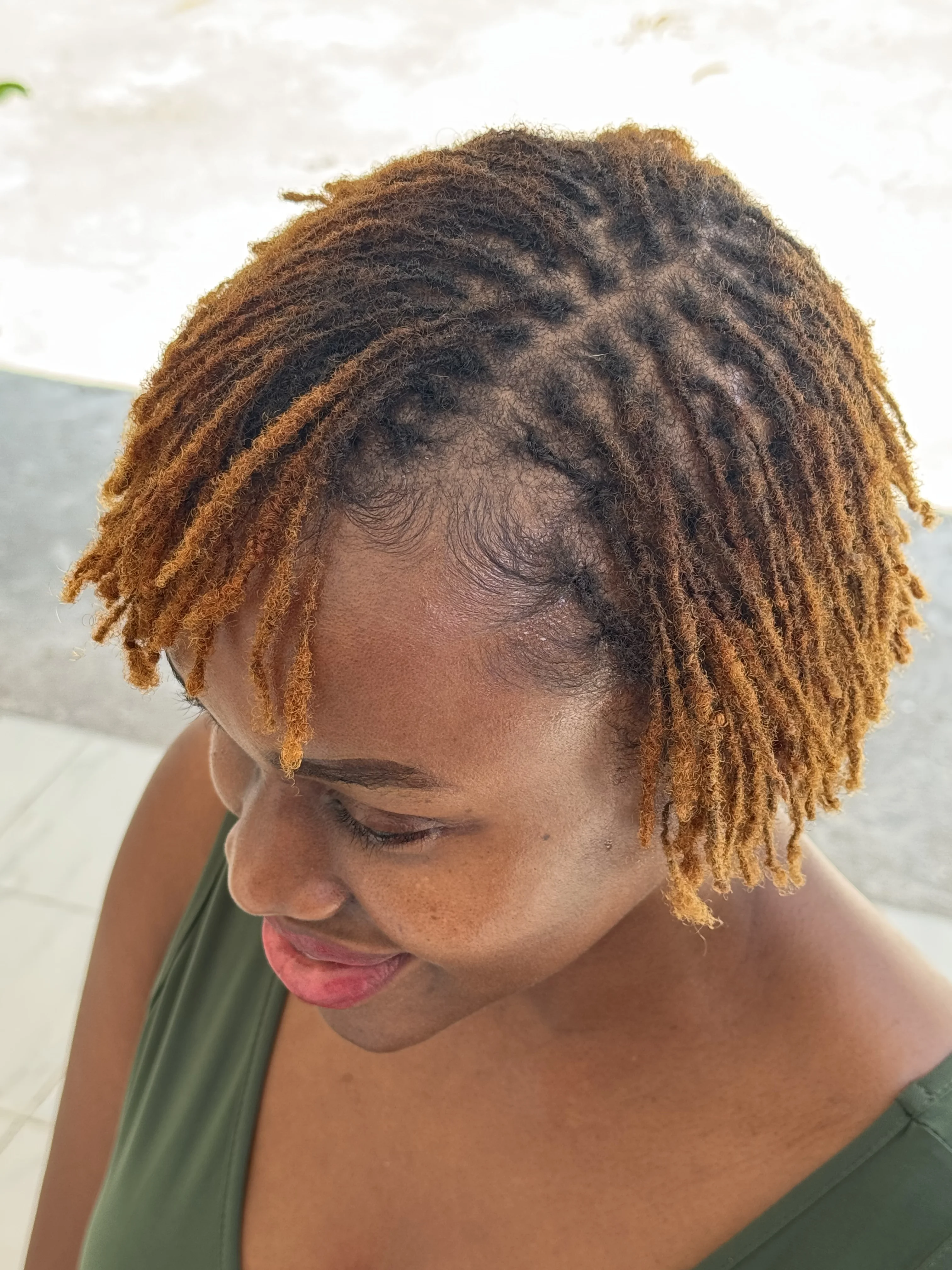 Binti Mabutu Salon Interior